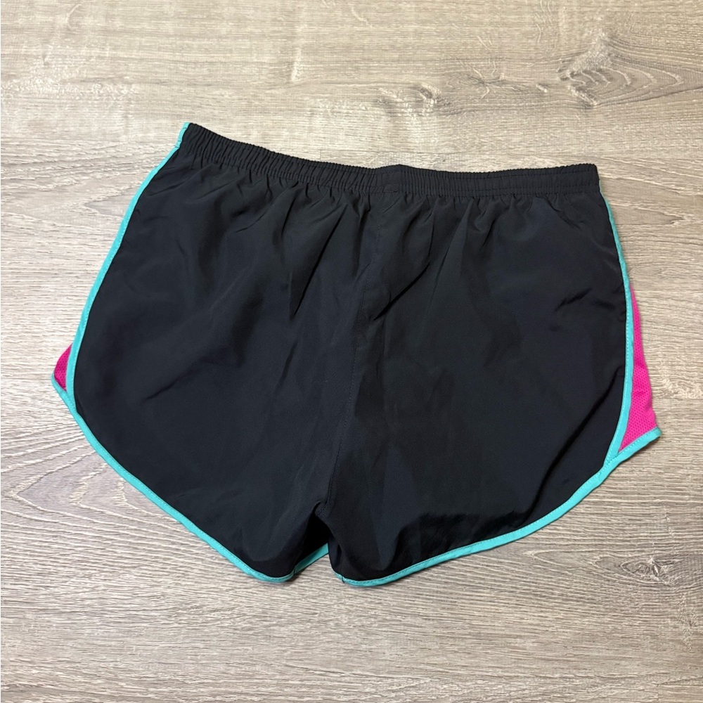 •NIKE• RUNNING SHORTS - Picture 6 of 6